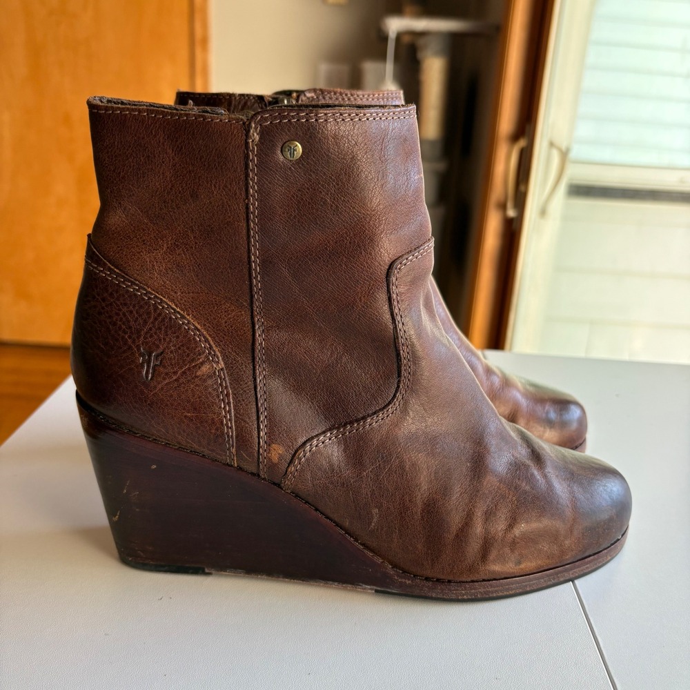 Frye‎ Leather Wedge Ankle Booties Women Brown Side Zip Round Toe Boots